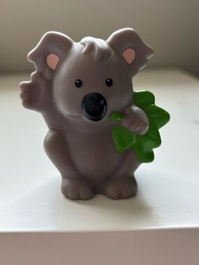 Little people koala